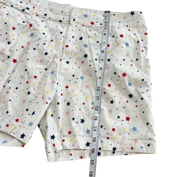 Caribbean Joe White Multicolored Star Print Shorts Size 12 - Picture 2 of 10